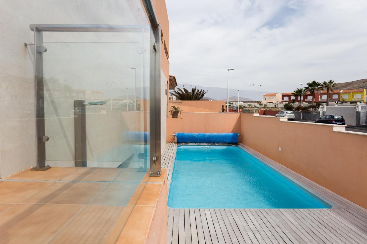 Modern House With Private Swimming Pool Hébergement de vacances El Médano