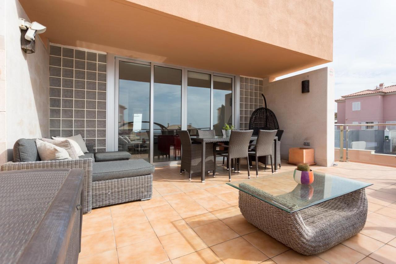 Modern House With Private Swimming Pool Hébergement de vacances El Médano